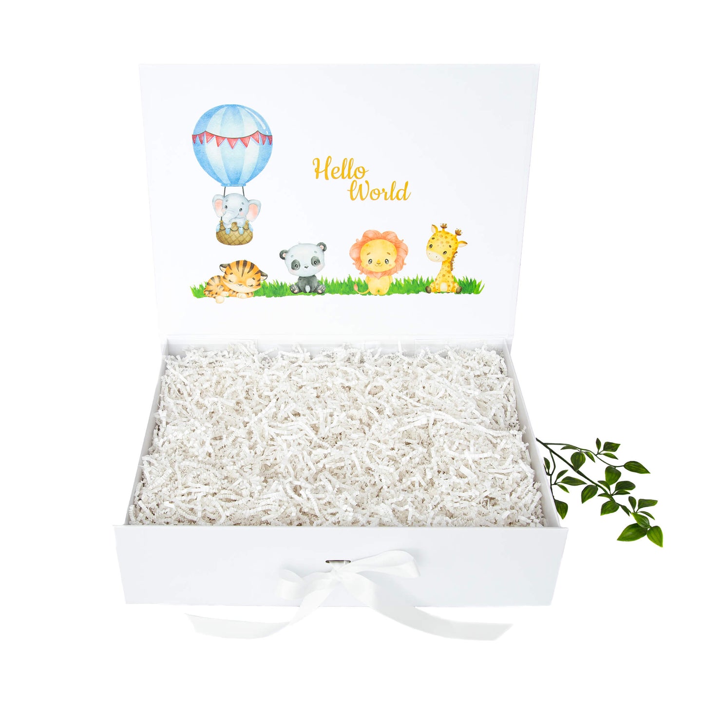 Elegant hvit gaveeske med babyprint og silkebånd fra Boxit - perfekt innpakkning av gaven til nyfødt baby.