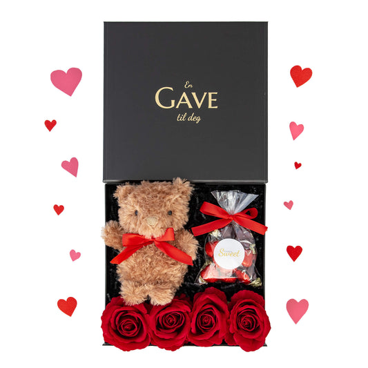 Gave til kjæresten med søt bamse, sjokolader og røde roser.