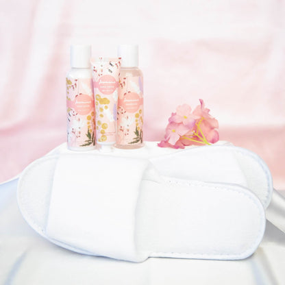 Fint display av produkter i gavesettet Spa essentials.