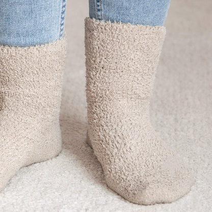Supermyke beige sokker til henne